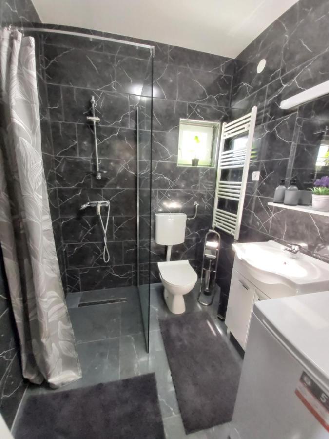 Studio Apartman Draga Velika Ludina Exterior foto